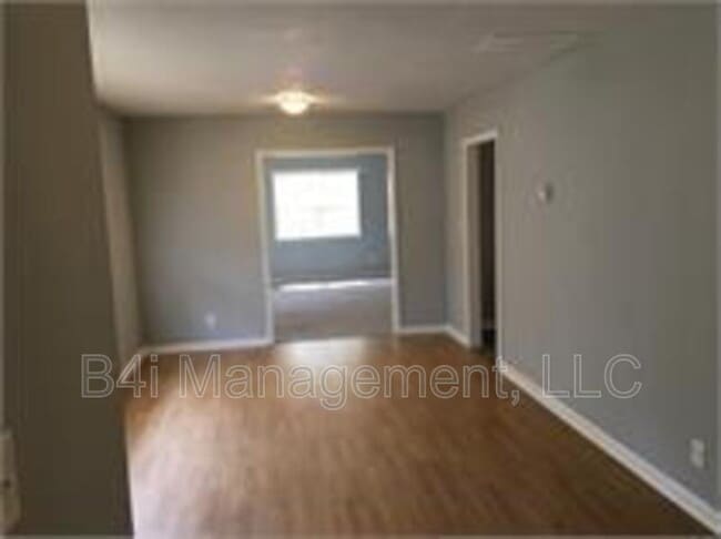Building Photo - 805 Pamela Dr Rental