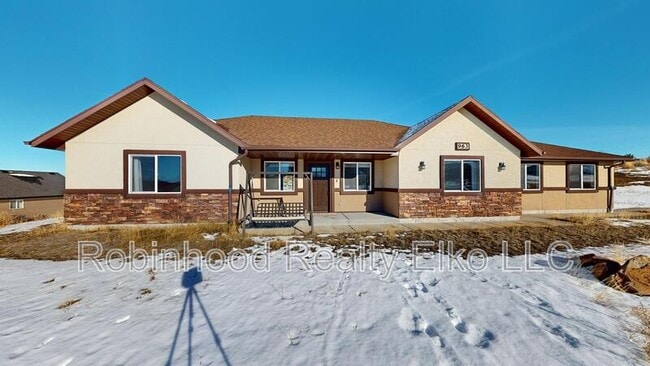 Photo - 963 Alpine Dr House
