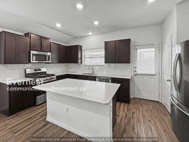 Photo - 4 Bed/2 Bath Home with Garage / Pet-Friendly / Available Now!