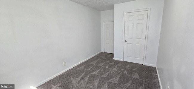 Photo - 1702 Gales St NE