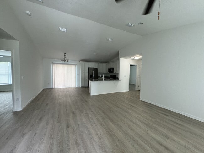 Photo - 24 Malauka Loop Pl