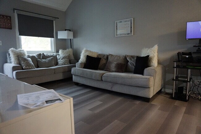 Photo - 710 Clearwood Ct