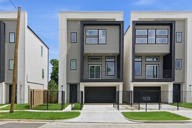 Building Photo - 5509 Hershe St