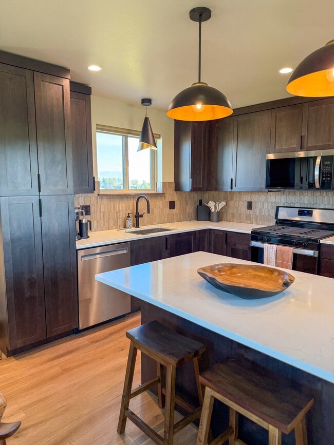 Photo - 4321 Blackwood Rd
