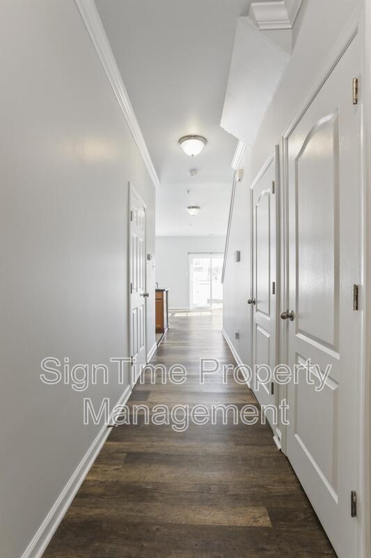 Photo - 18234 Hurricane Ct