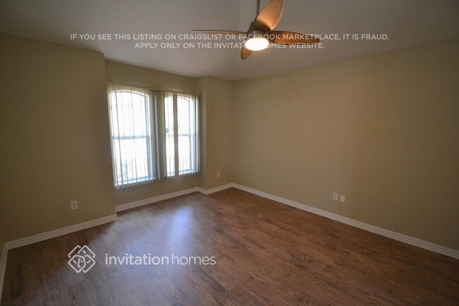 Photo - 1450 Ashbourne Way