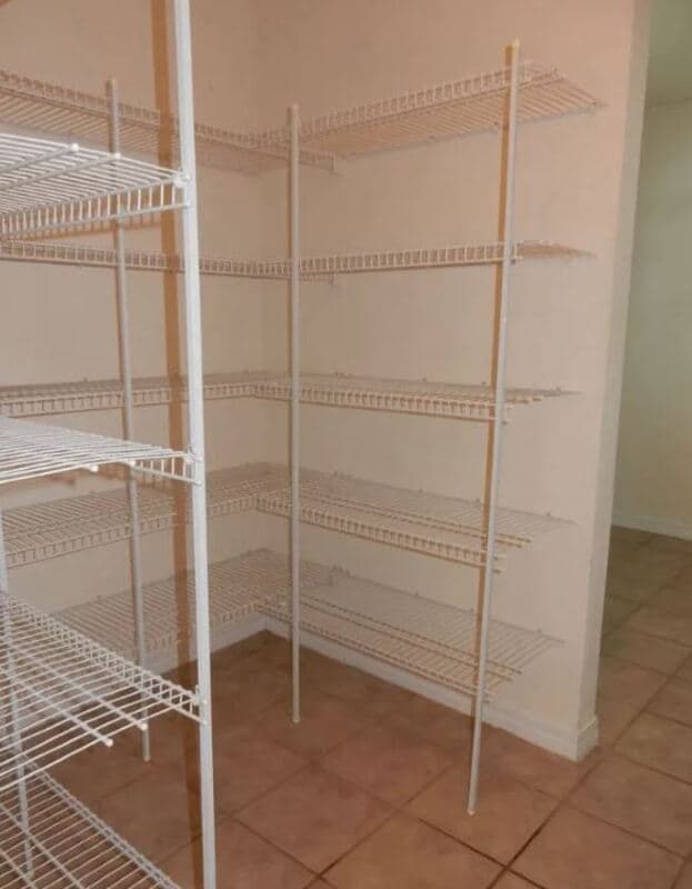 Photo - 604 E Shipwreck Rd