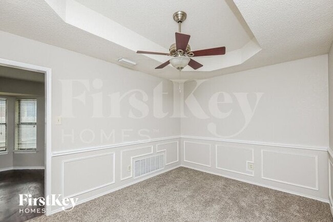 Photo - 3915 Wrentham Dr