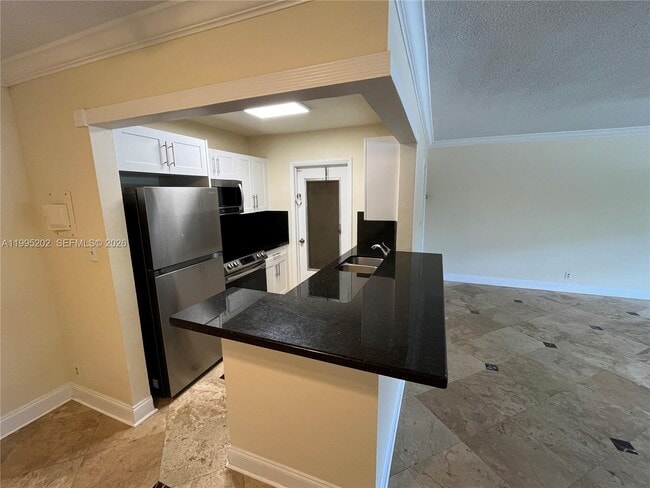 Photo - 1958 Monroe St Unit 203