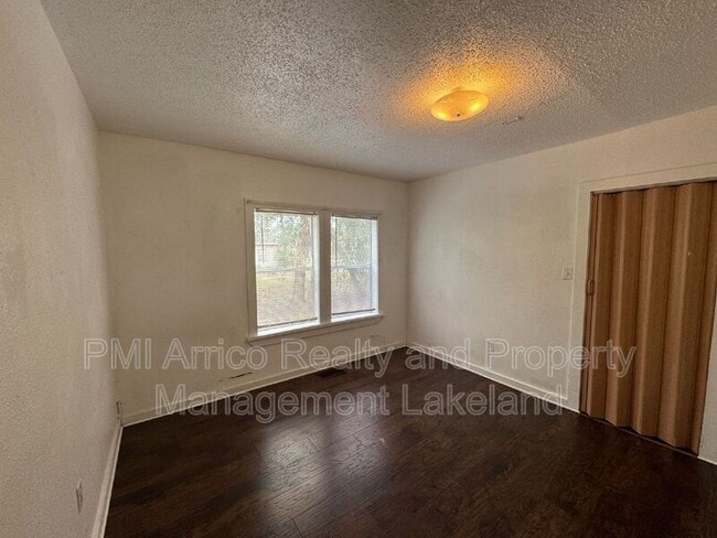 Photo - 5608 Old Rd 37