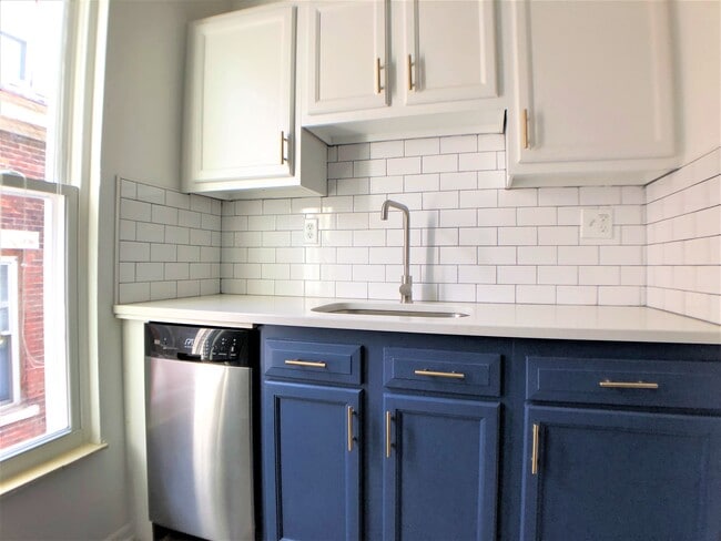 Photo - 881 Oak St Unidad 879