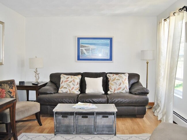 Photo - 20 Aroostook Trl