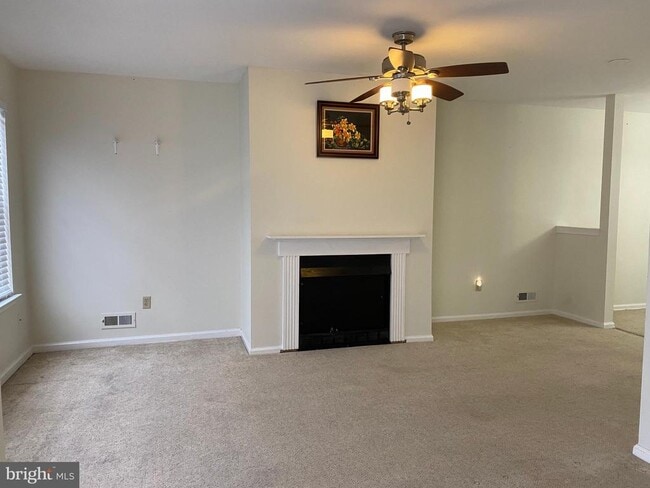 Photo - 9 Revere Pl