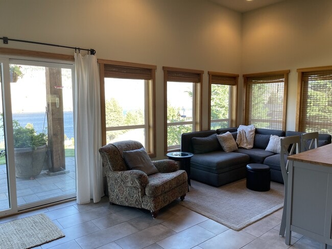 Photo - 160 Mountain Lake Ln