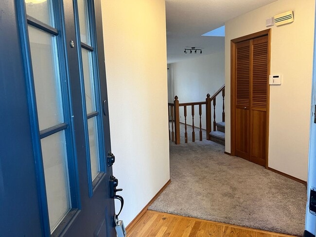 Photo - Amazing Attached Home in Lake Oswego is a Must See!