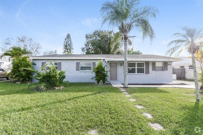 Building Photo - 3607 27th Ave W Rental