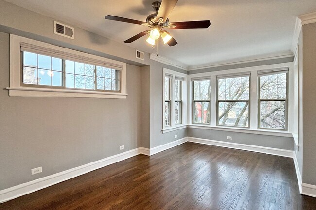 305-315 S. Oak Park Ave. and 803-805 Randolph St.