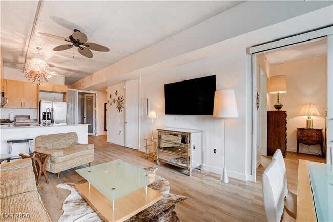 Photo - 353 E Bonneville Ave Unit 233