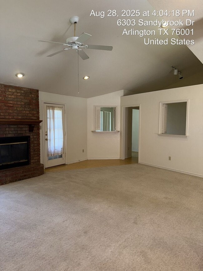 Photo - 6303 Sandybrook Dr