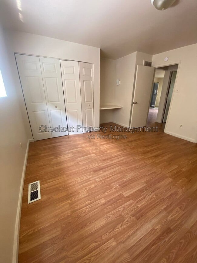 Photo - 9969 Sloane Square Unit a