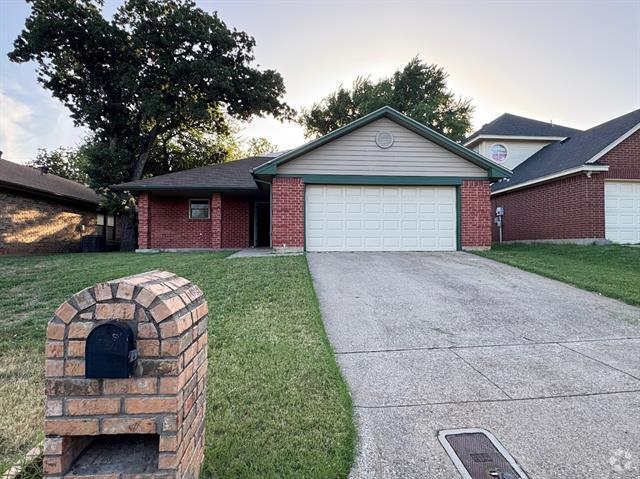 Building Photo - 1508 Hollowbrook Ct Rental
