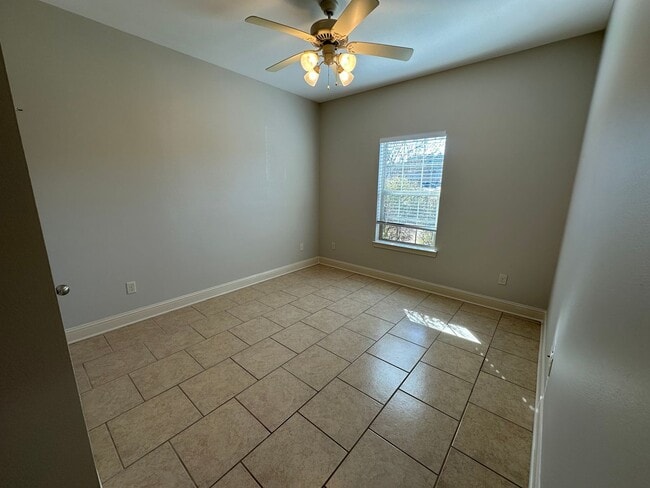 Photo - 4046 Mobley Cir