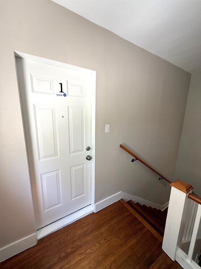 Photo - 1915 Binz St Unit 1