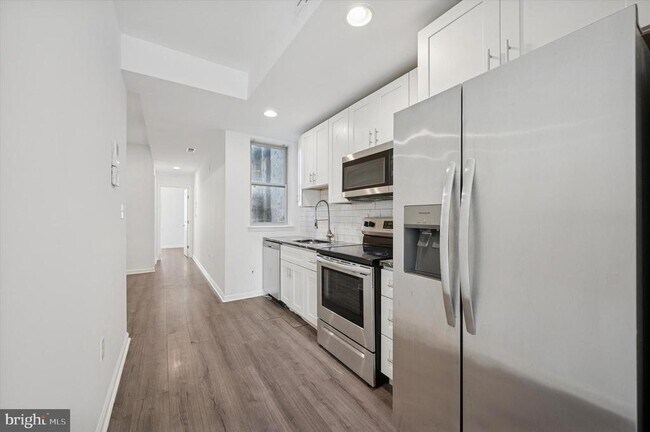 Photo - 4131 Cambridge St Unidad 2