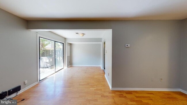 Building Photo - 3836 Miramonte Pl