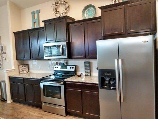 Photo - 1328 Blue Leaf Dr