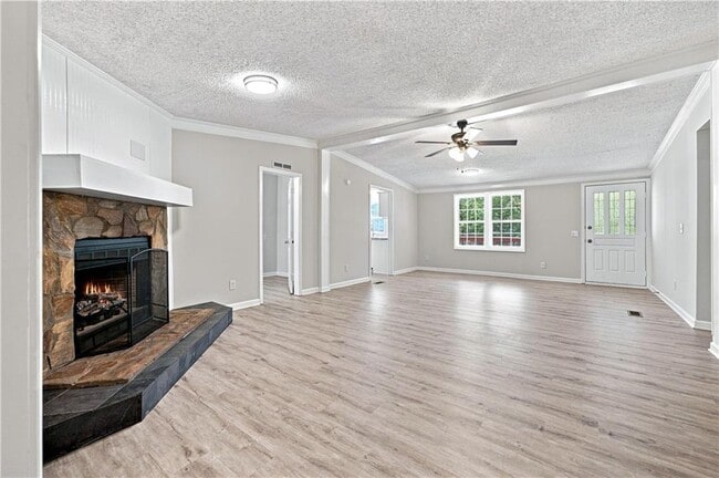 326 Forest Lake Rd