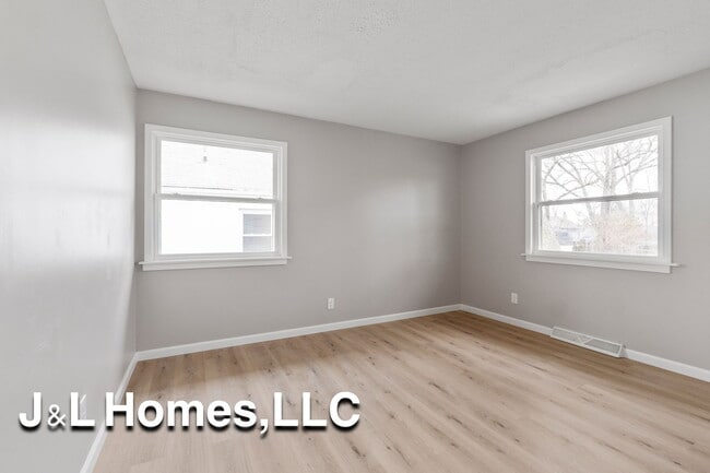 Photo - 50 Florence Ave