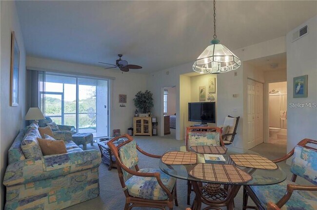 Photo - 8370 Wingate Dr Unit 716
