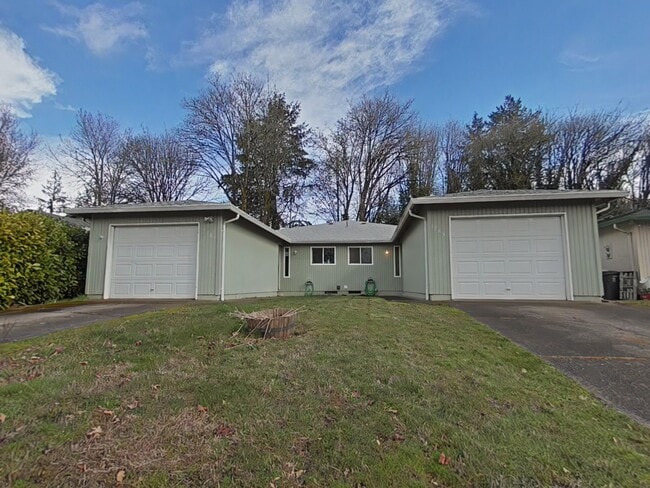 3 Bedroom Duplex ~ South Corvallis ~ Pet F... - 3 Bedroom Duplex ~ South Corvallis ~ Pet F... Apartment Unit 1763 SE Bethel