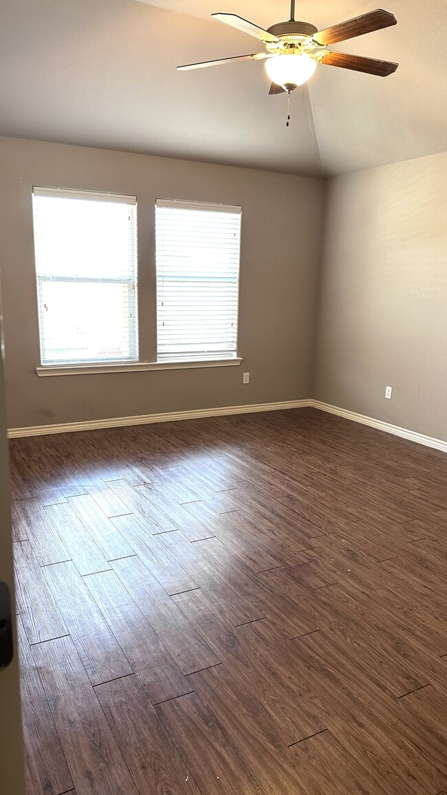 Photo - 3837 Las Bahias Dr