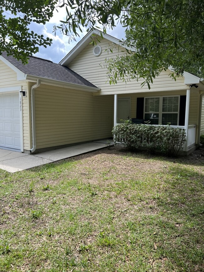 Photo - 1823 Kenneth St