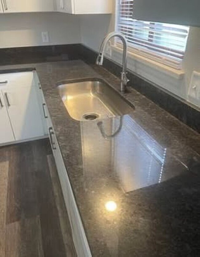 Photo - Partially Updated 2 Bedroom Apartment | Wa... Unit 4