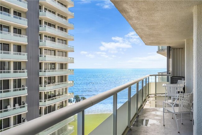 Building Photo - 3554 Ocean Dr Unit 702s Rental