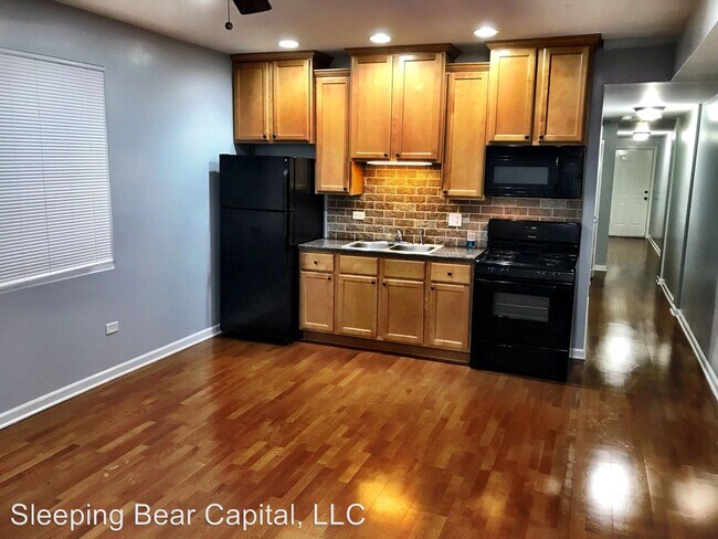 Photo - 4418 S Drexel Blvd