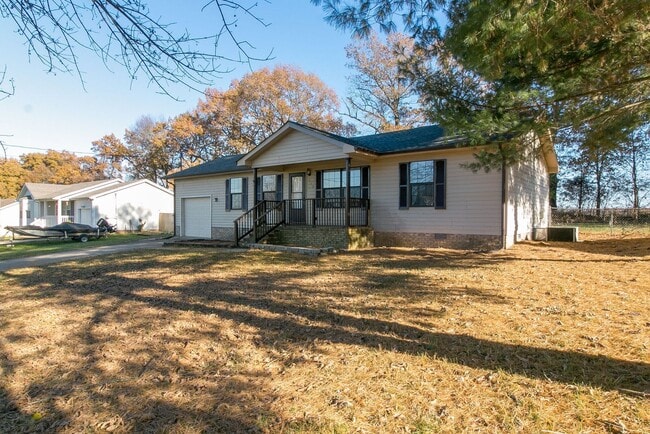 Photo - 113 Oak Tree Dr