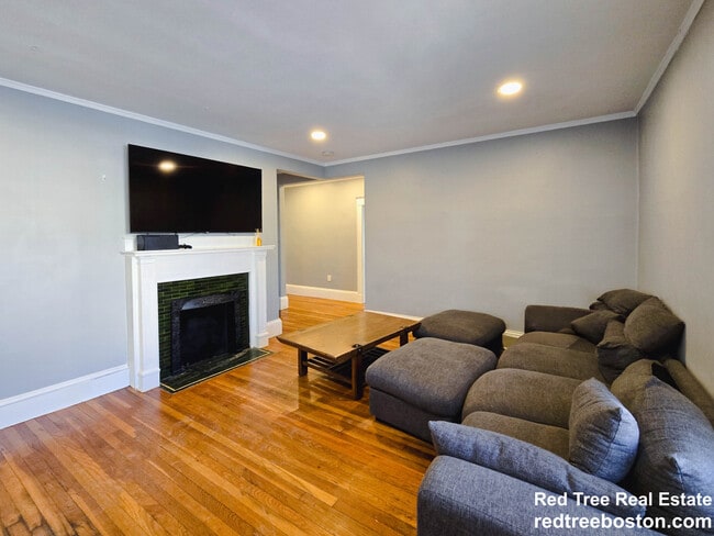 Photo - 237 Chestnut Hill Ave Unit 1