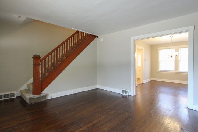 Photo - 323 Main St Unit 323F
