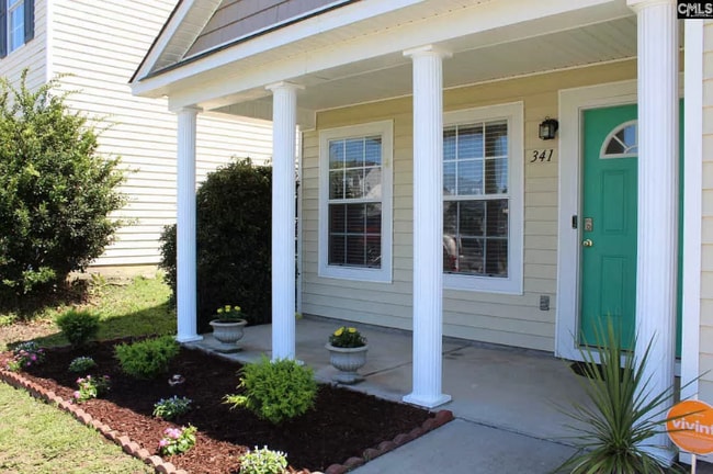 Photo - 341 Cape Jasmine Way