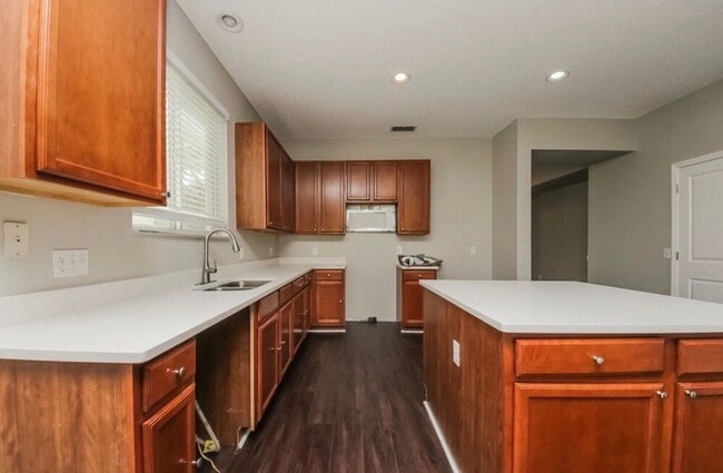 Photo - 917 Anchorage Ln