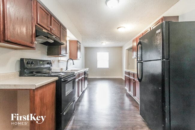 Photo - 734 S Whitcomb Ave