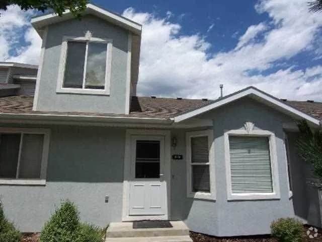Spacious open townhome - 1800 S Grant Ave Unit F14 Rental