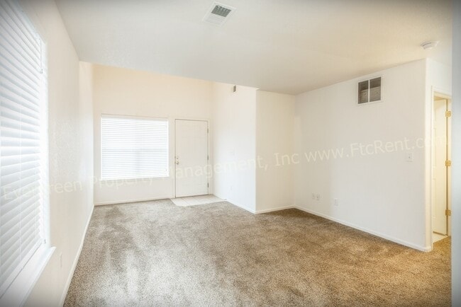 Photo - 802 Waterglen Dr