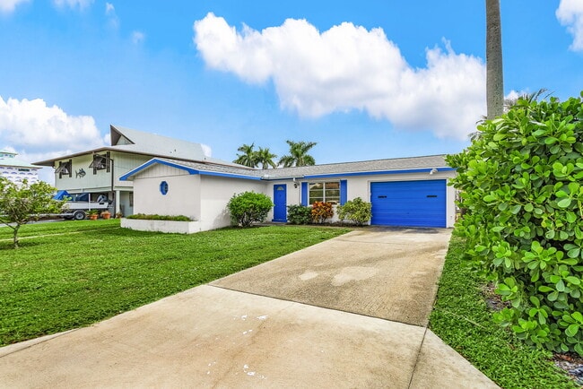 Photo - 2700 Shoreview Dr