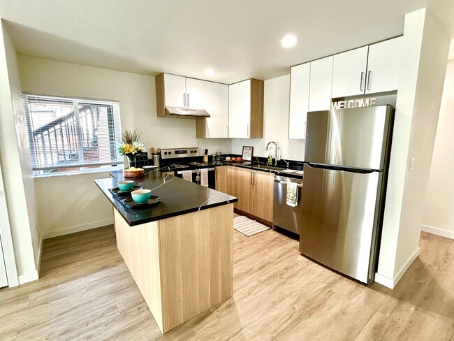 Photo - Kamden Place: Leasing Specials! Balconies,...