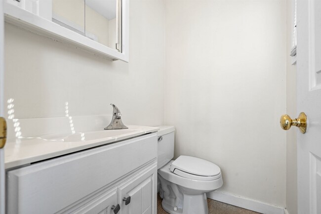 Photo - 62 Thomas St